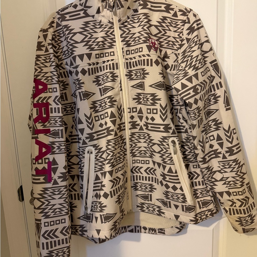 Ariat Women's Geometric Cream and Black Utility Jacket